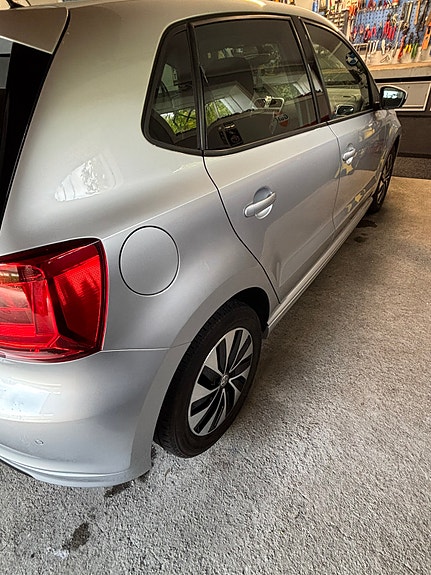 Volkswagen Polo 14 of 30