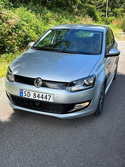 Volkswagen Polo 2 of 30