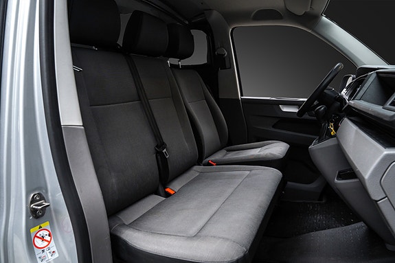 Volkswagen Transporter 22 of 24