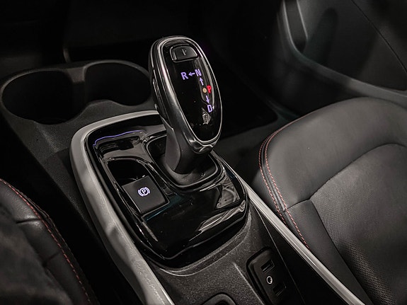 Opel Ampera-e 17 of 28