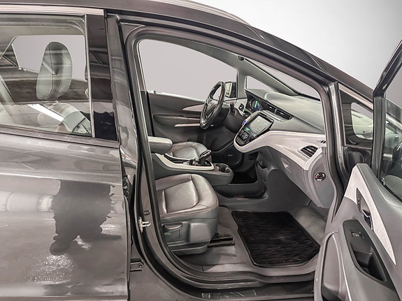 Opel Ampera-e 19 of 28