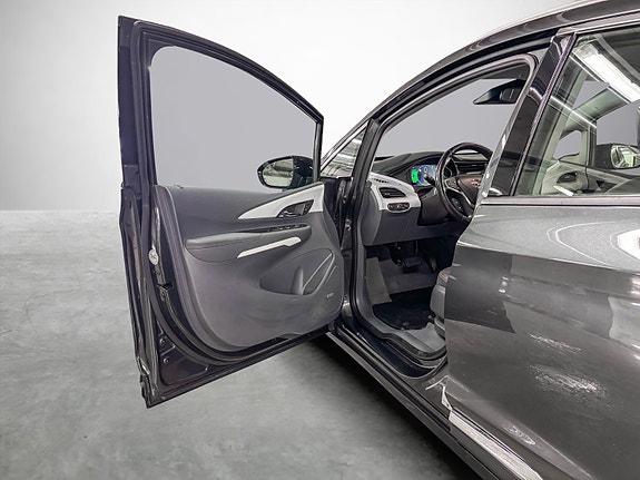 Opel Ampera-e 9 of 28