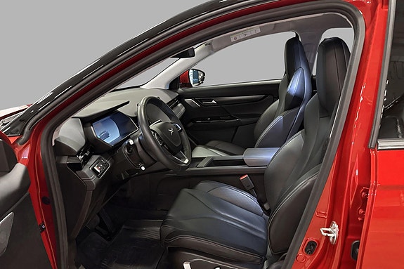 XPeng G3i 8 of 22