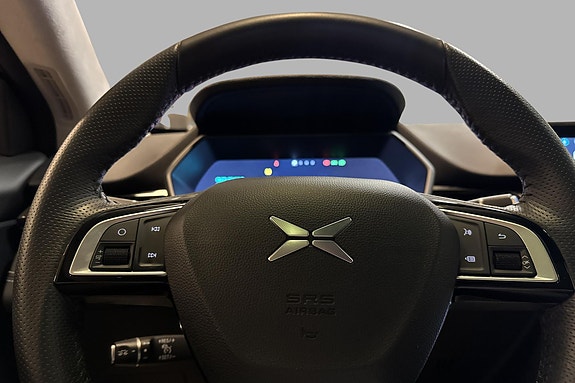 XPeng G3i 10 of 22