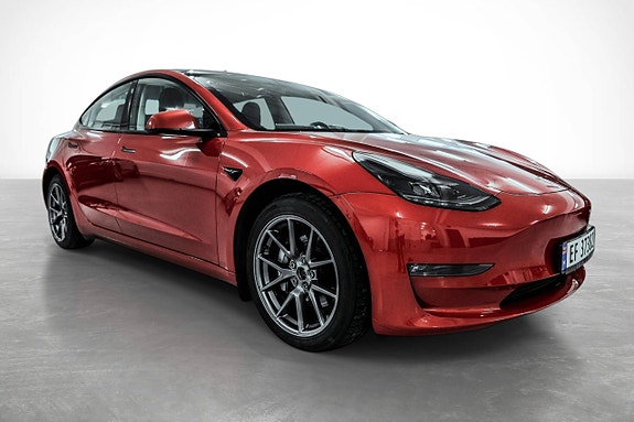 Tesla Model 3 5 of 30
