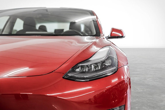 Tesla Model 3 2 of 30