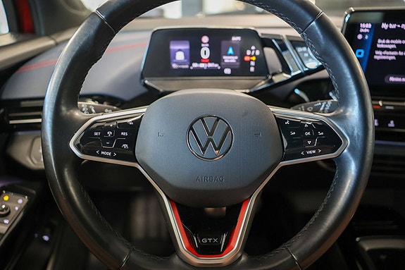 Volkswagen ID.4 GTX 11 of 30
