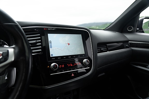 Mitsubishi Outlander 21 of 25