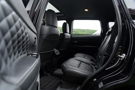 Mitsubishi Outlander 23 of 25