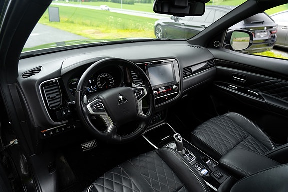 Mitsubishi Outlander 11 of 25