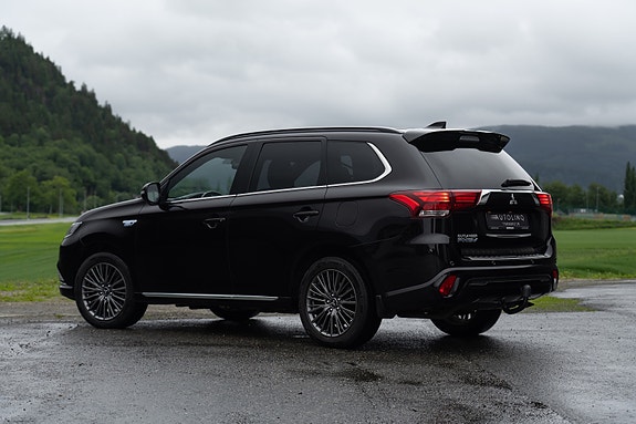 Mitsubishi Outlander 5 of 25