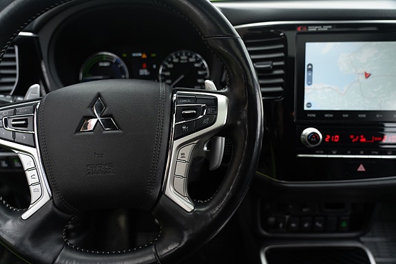 Mitsubishi Outlander 18 of 25