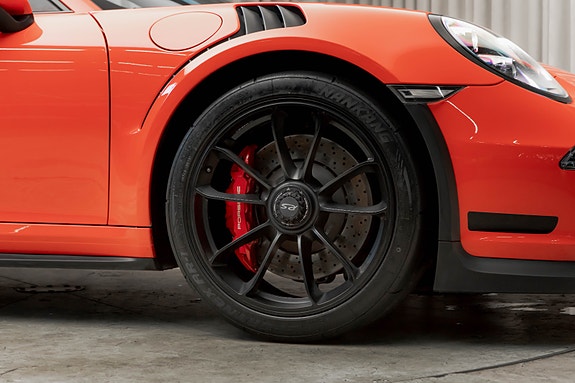 Porsche 911 GT3 RS 5 of 30