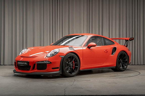 Porsche 911 GT3 RS 13 of 30