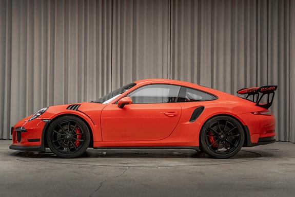 Porsche 911 GT3 RS 14 of 30