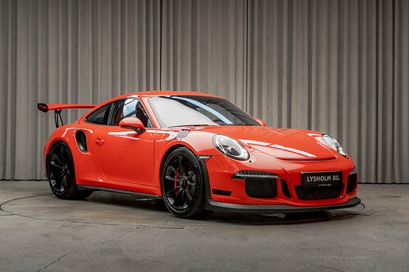 Porsche 911 GT3 RS 2 of 30