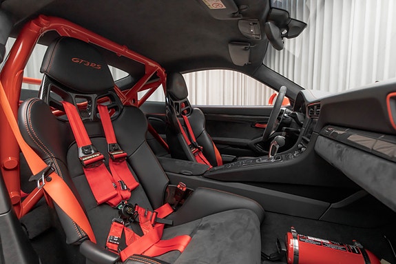 Porsche 911 GT3 RS 22 of 30