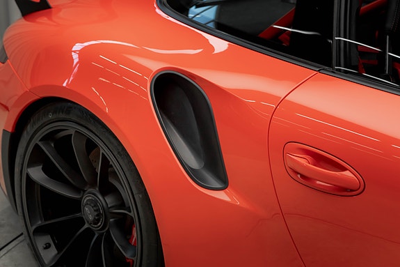 Porsche 911 GT3 RS 8 of 30
