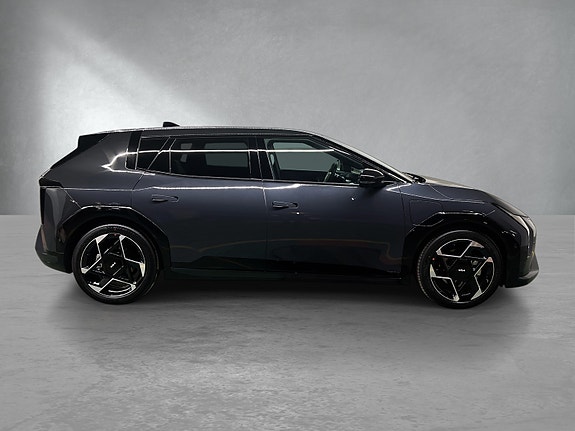 Kia EV4 8 of 28