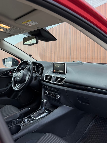 Mazda 3 16 of 19