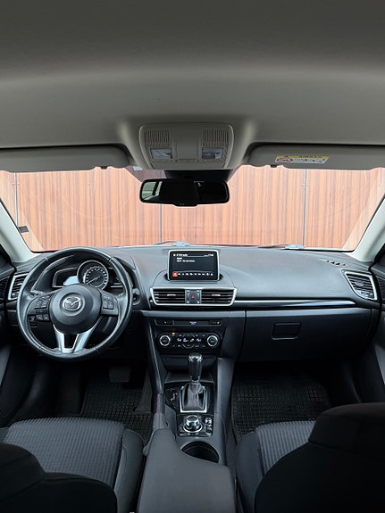 Mazda 3 17 of 19