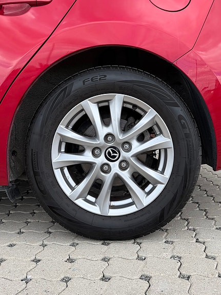Mazda 3 4 of 19