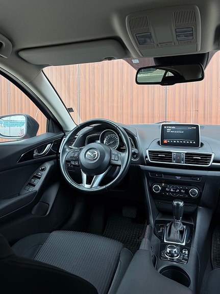 Mazda 3 18 of 19