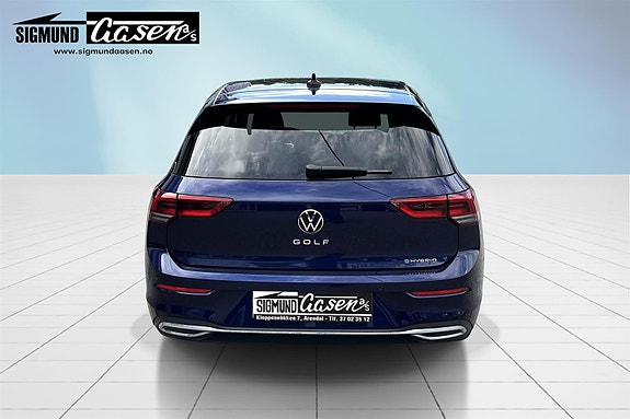 Volkswagen Golf VIII 6 of 20