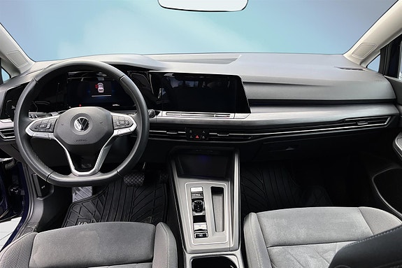Volkswagen Golf VIII 13 of 20