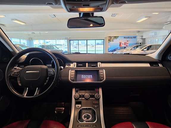 Land Rover Range Rover Evoque 17 of 30