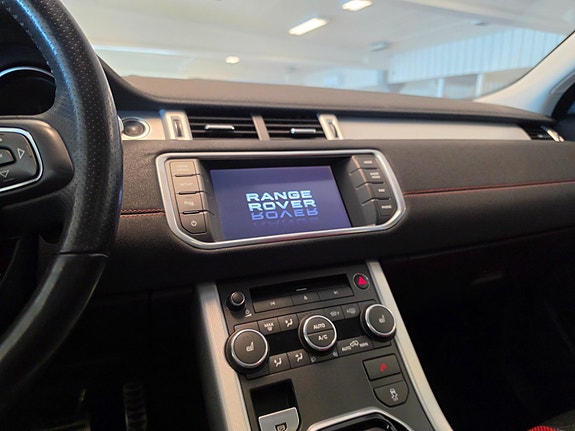 Land Rover Range Rover Evoque 19 of 30