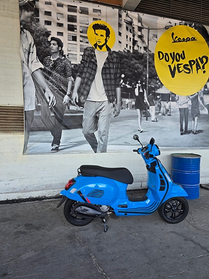 Vespa GTS 310 SUPER 11 of 20