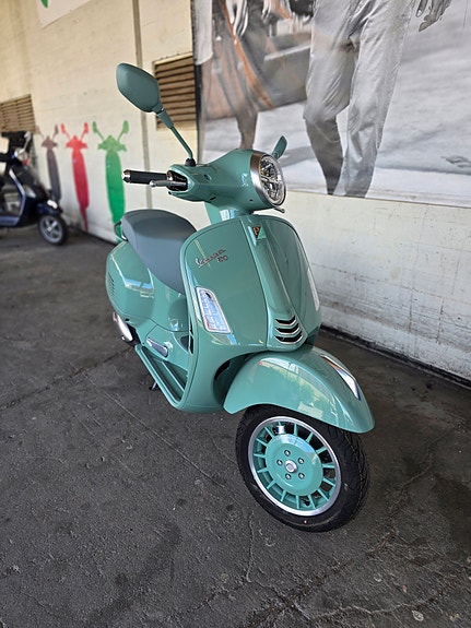 Vespa GTS 310 SUPER 10 of 20