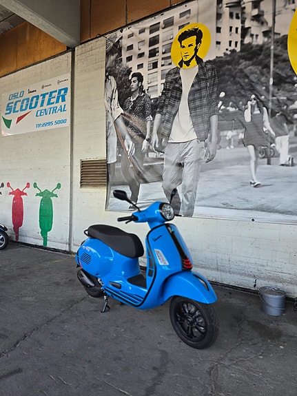 Vespa GTS 310 SUPER 12 of 20