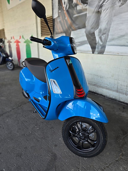 Vespa GTS 310 SUPER 13 of 20