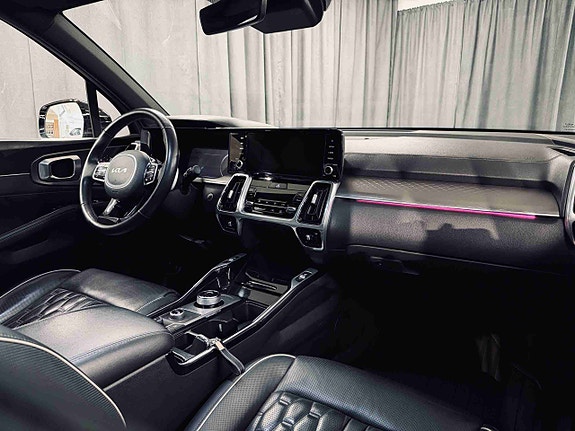 Kia Sorento 13 of 30