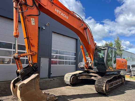 Hitachi ZX350LC-3.  Vi tar innbytte. 2 of 16