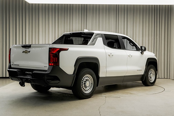 Chevrolet Silverado EV 12 of 28