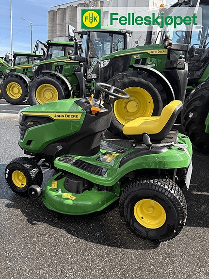 John Deere X107 4 of 6
