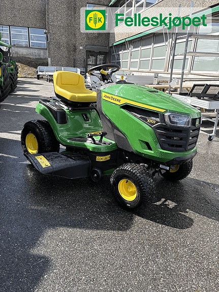 John Deere X107 2 of 6