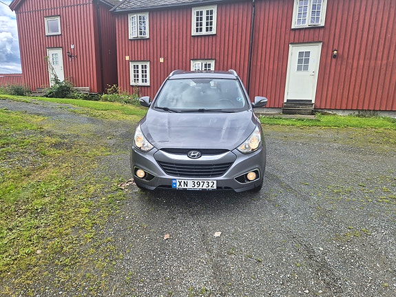 Hyundai ix35 3 of 10