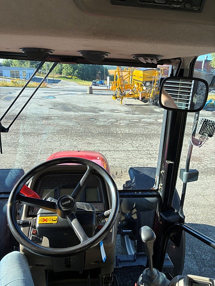 CASE IH MXM 140 4 of 9