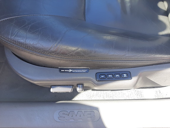 Saab 9-3 16 of 26