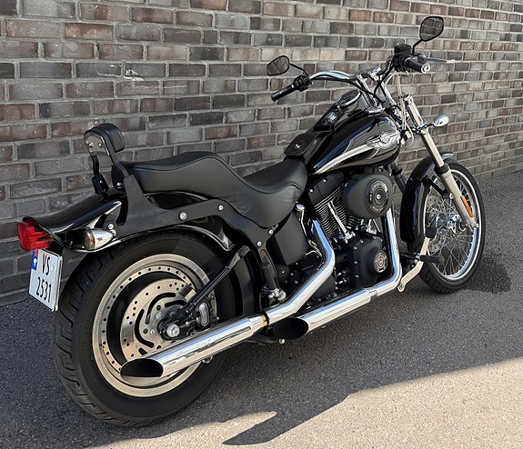Harley-Davidson FXSTB / I Softail Night Train 2 of 10
