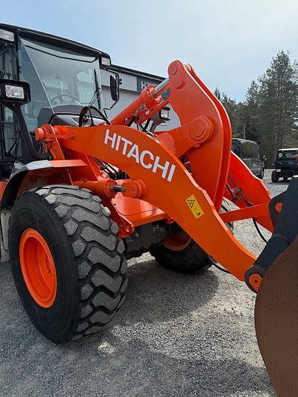 Hitachi ZW 180 - 6  Bra stand!! 3600 timer 8 of 14