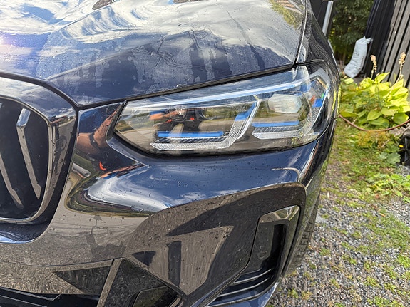 BMW X3 2 of 10