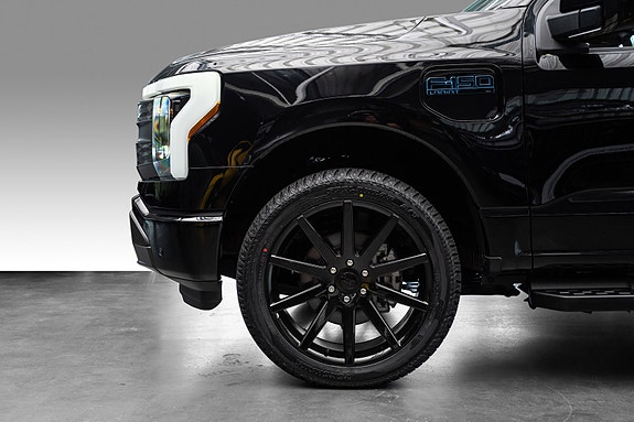Ford F-150 4 of 30