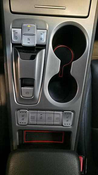 Hyundai Kona 18 of 30
