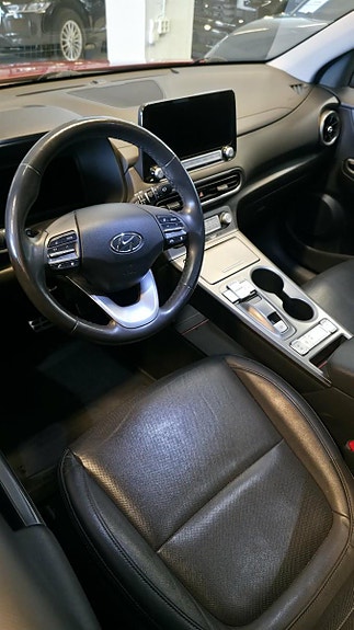 Hyundai Kona 5 of 30