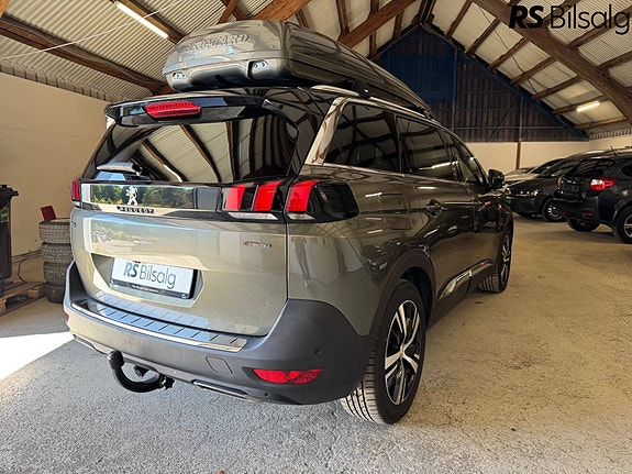 Peugeot 5008 10 of 30